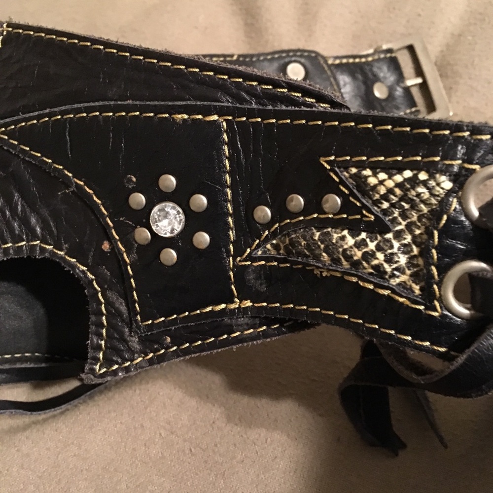 SOLD Handmade Leather Western Inspired Utility Belt - Picture 4 of 14